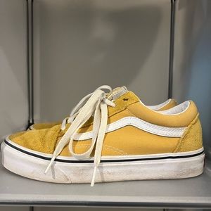 Vans Old Skool Shoe PreOwned (Golden Glow Color)